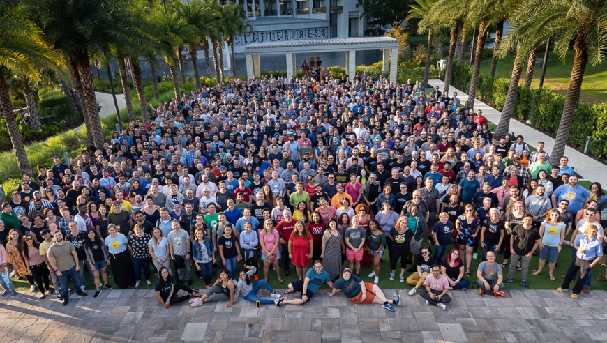 Automattic employees at the 2019 Grand Meetup in Orlando.